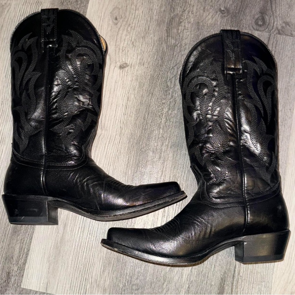 Elegant Black Western Cowboy Boots